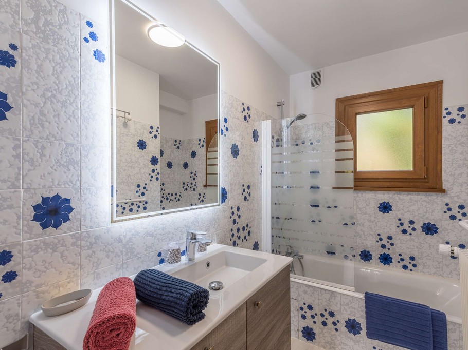 Bathroom, bath with shower