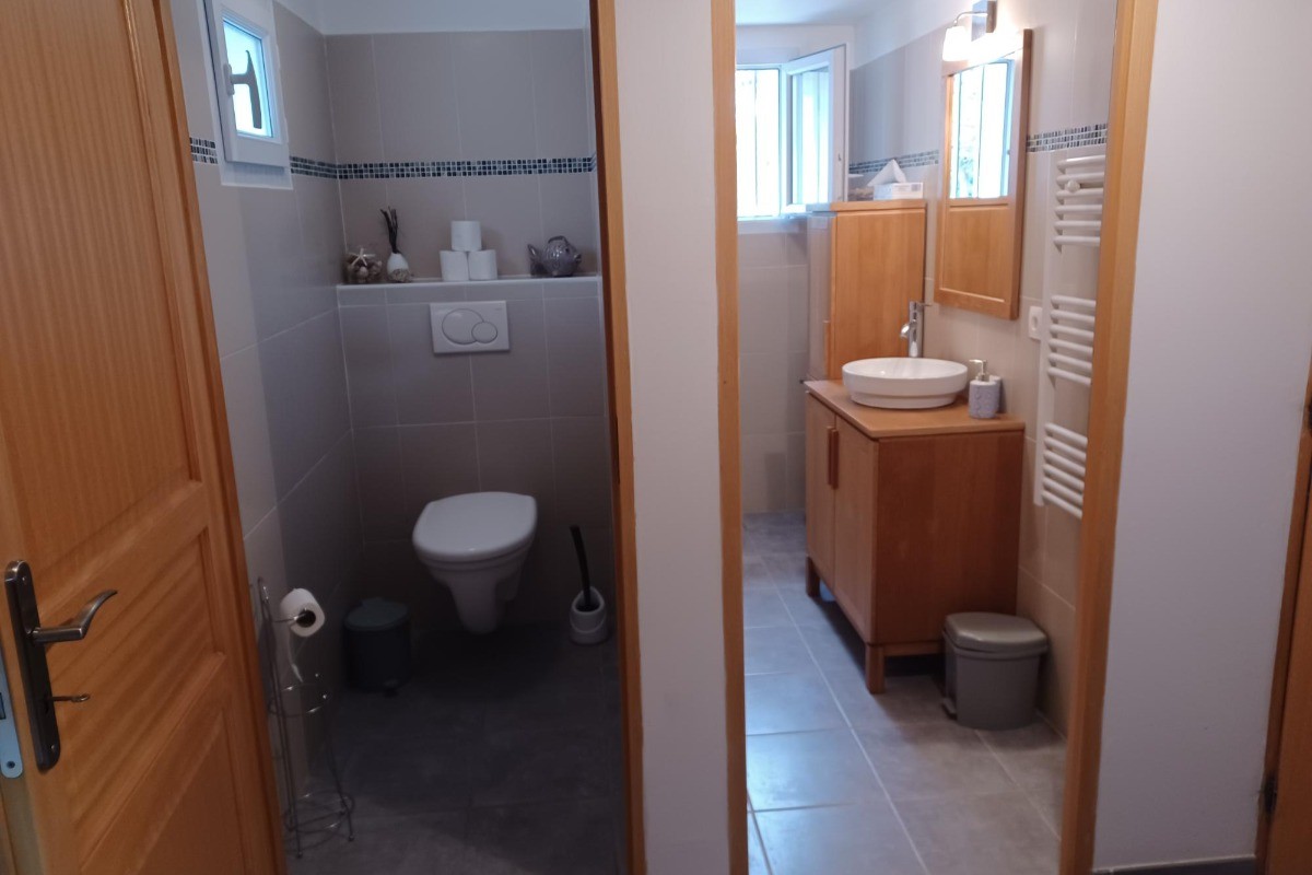 Salle d'eau et wc indépendants