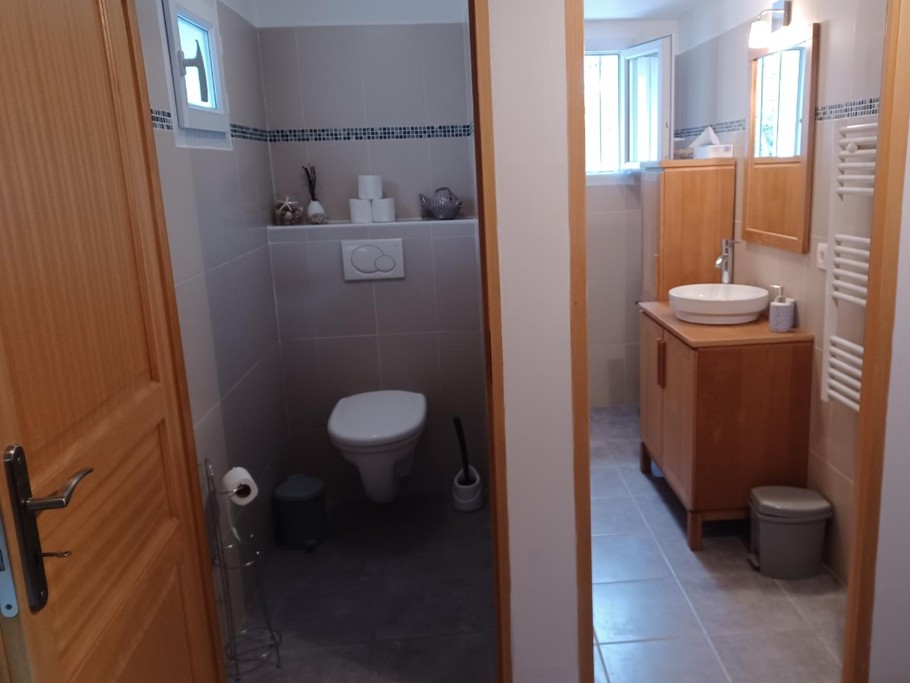 Salle d'eau et wc indépendants
