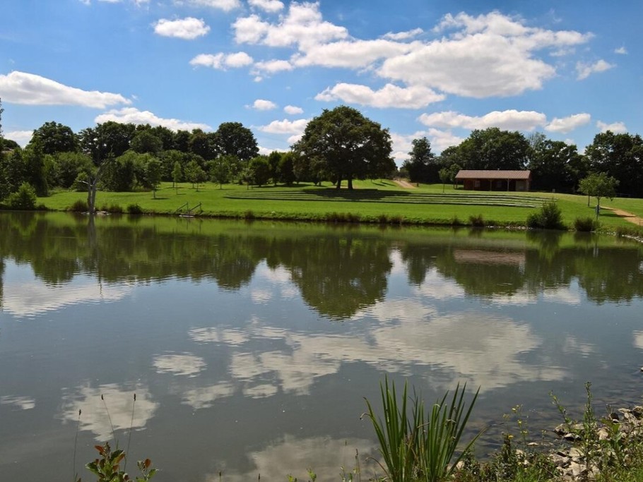 plan d'eau du village