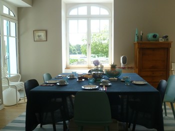 Table petit déjeuner