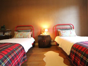 Chambre Familiale “Les Sotrés/ Pommeraye”, la maison de Marie