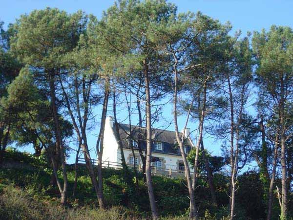 Location vue de l'anse de Trefeuntec