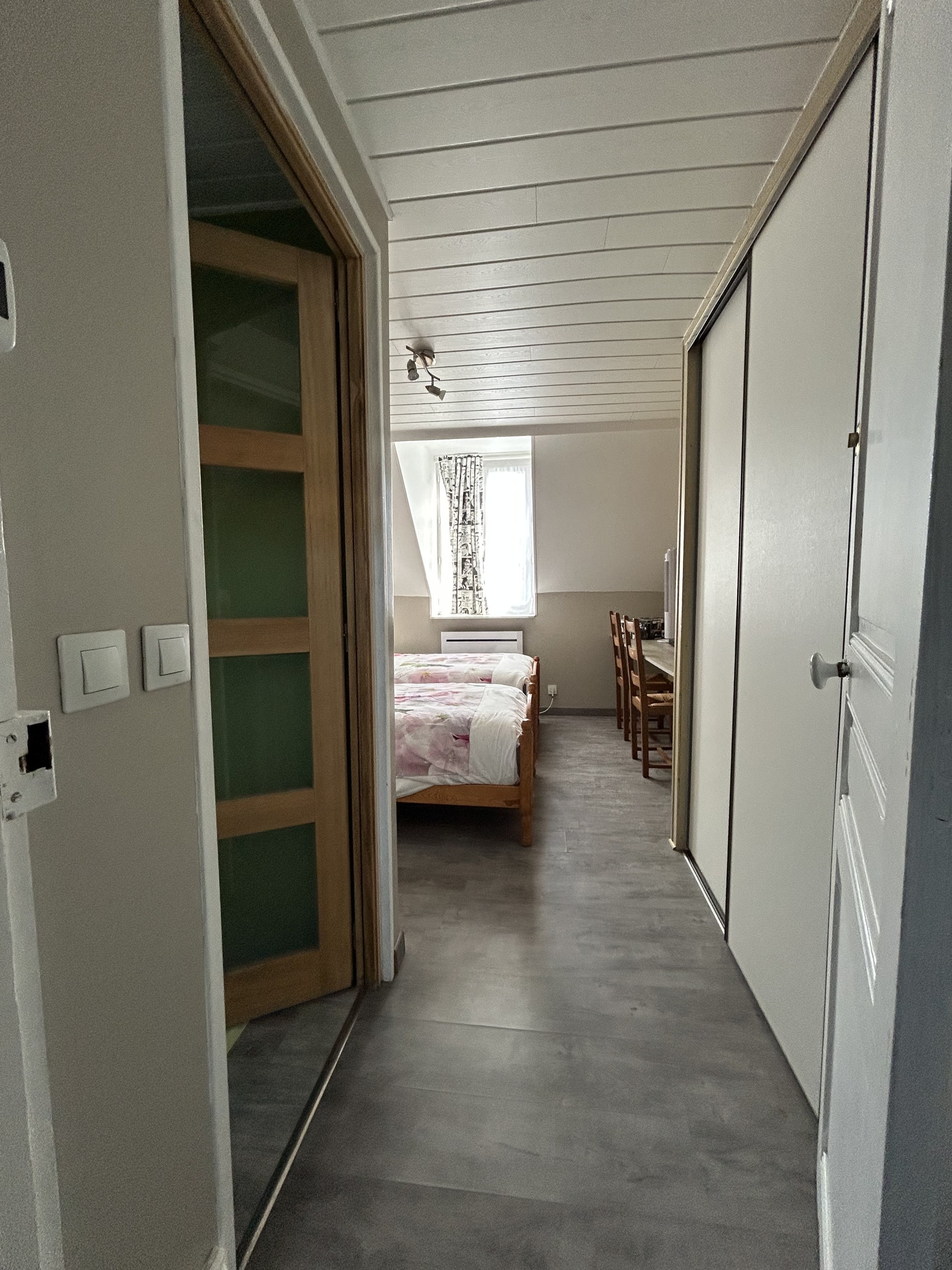 Entrance to the 2nd floor