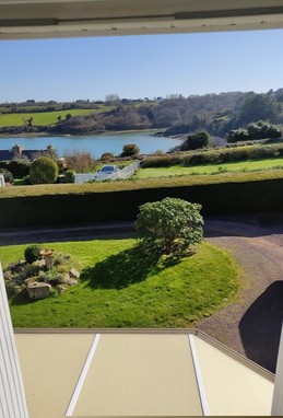Clévacances - VILLA POUR 6 PERSONNES - VUE MER  - 5 MINUTES D'UN SITE MAGNIFIQUE - LANMODEZ