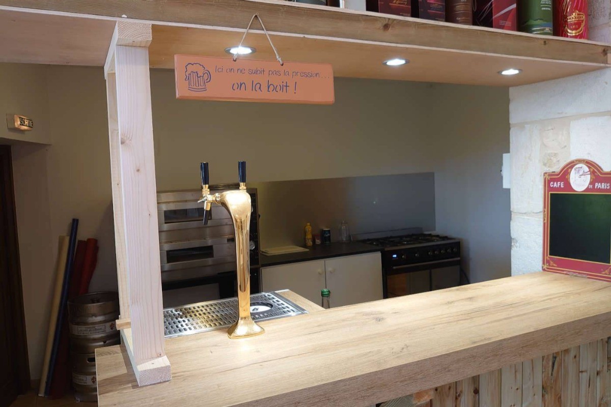 Bar et Pompe à Bière