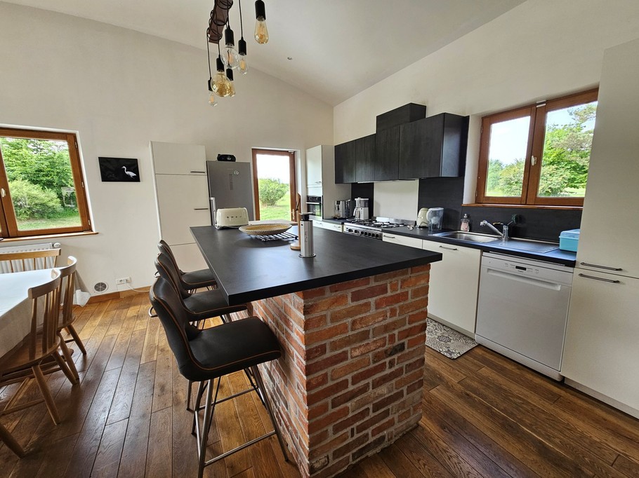 Cuisine aménagée et très bien équipée