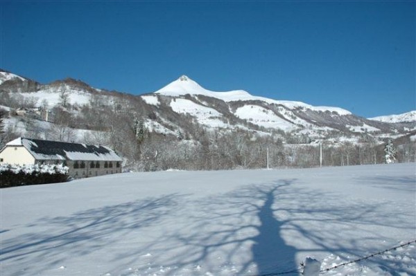 Champ de neige idéal pour la luge La Grange du Devezou