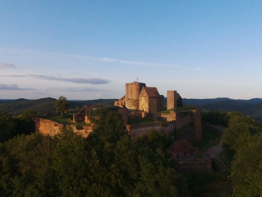 le château vu par un drone