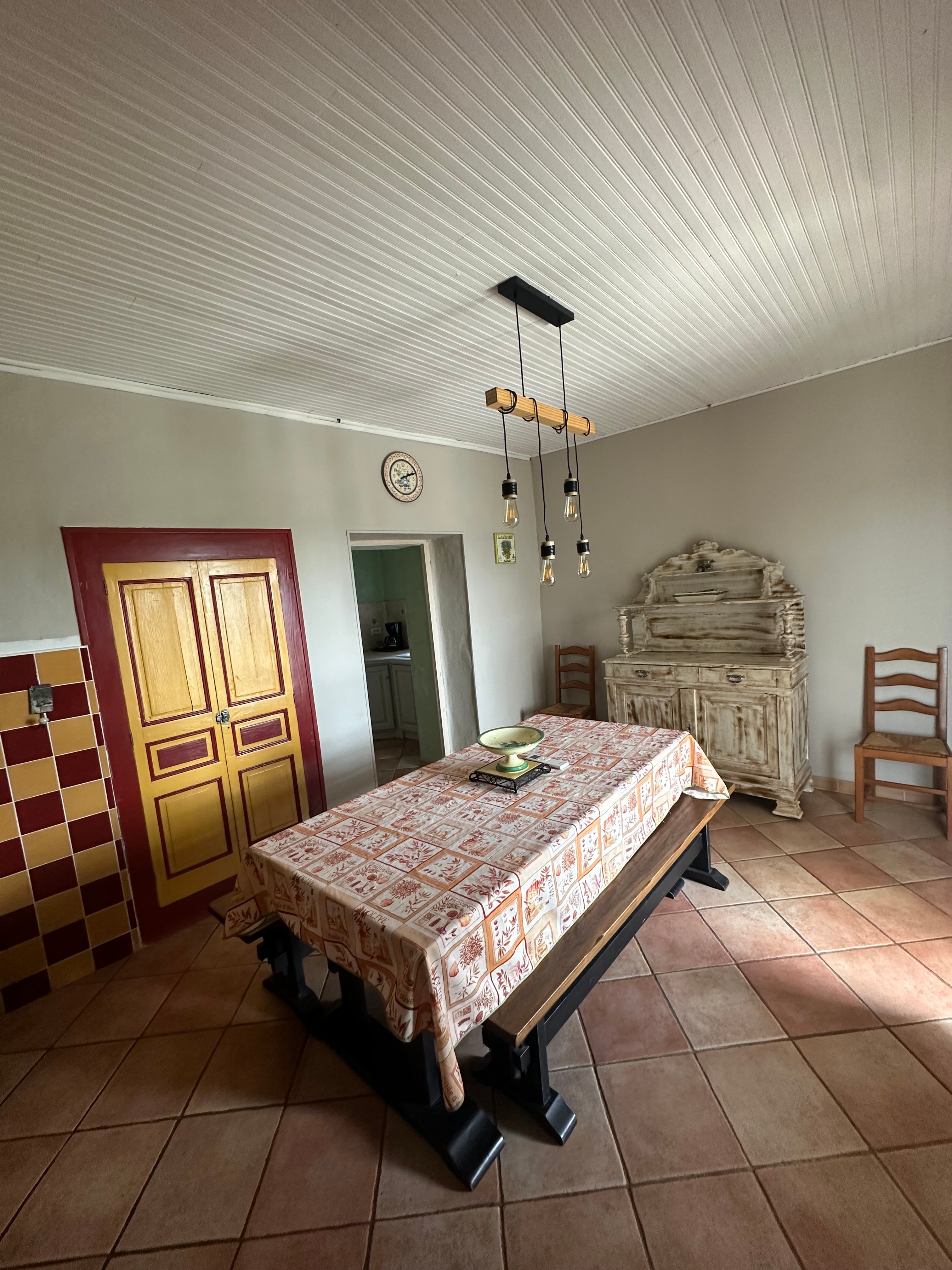La salle à manger / cuisine
