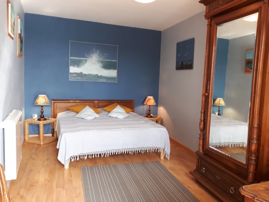 La grande chambre 'Océan' avec accès à la terrasse couverte