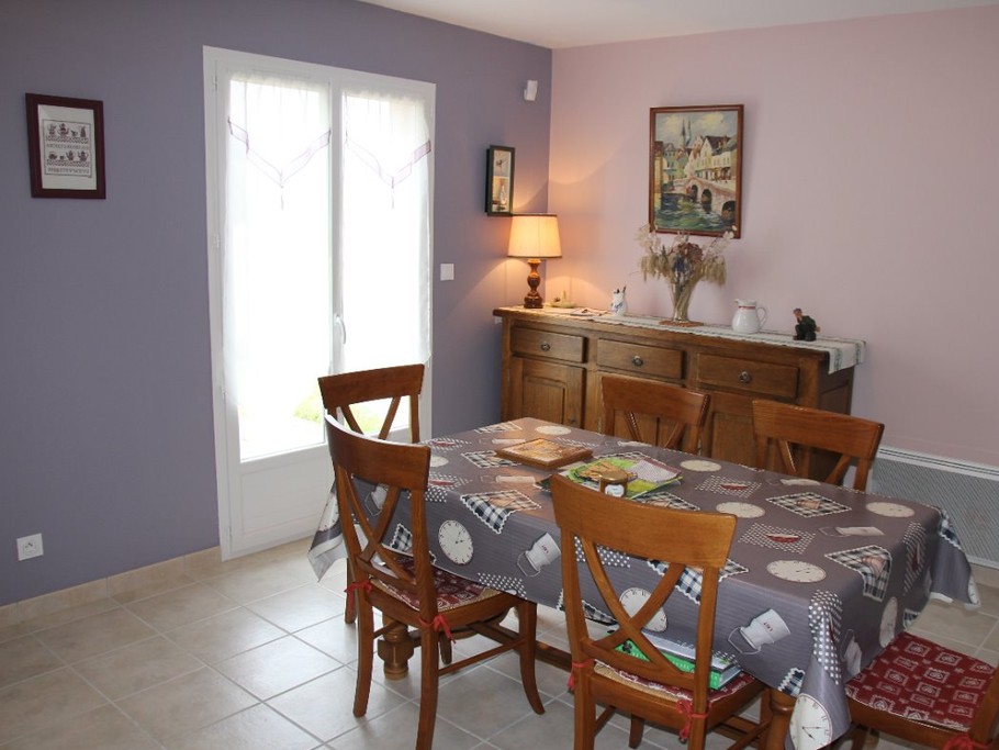 Maison indépendante avec jardin à Noirétable - Pièce de vie