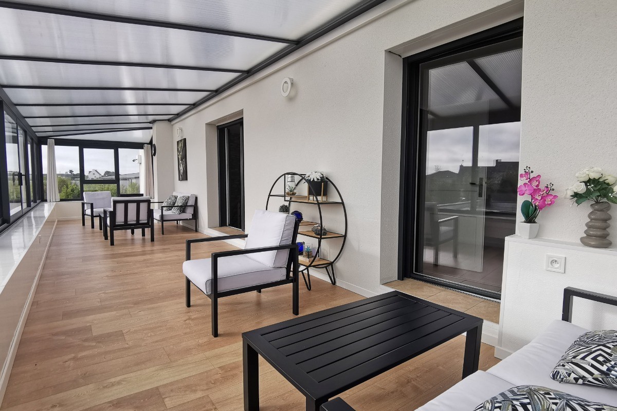 Etage: Loggia
