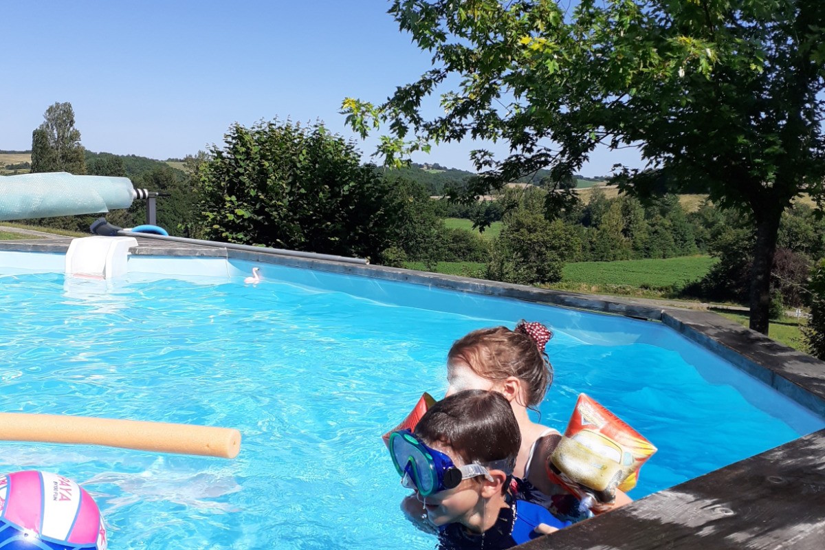 Chalet Mélèze: a swimming pool to cool off in summer!