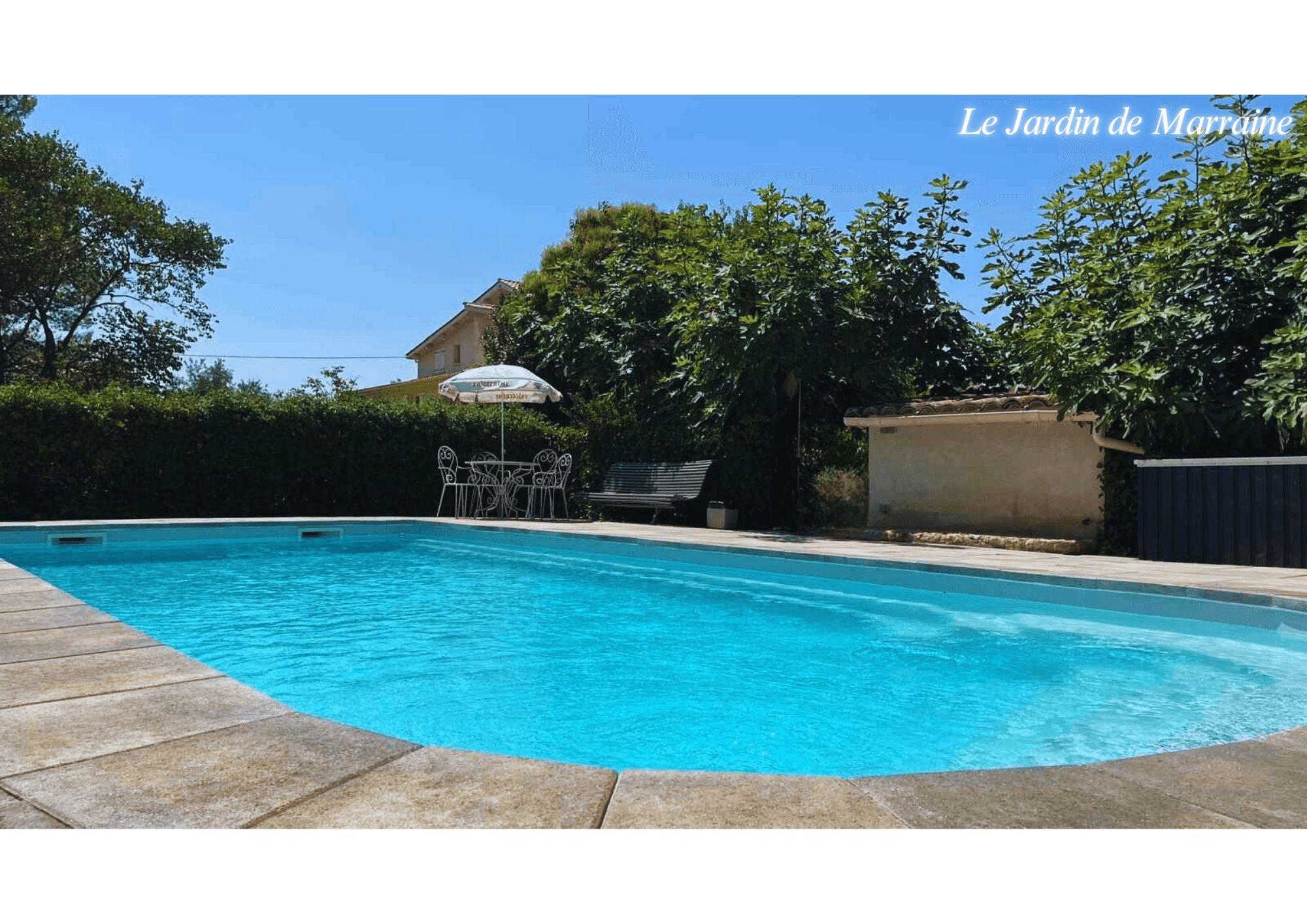 La piscine 9m x 4m / 1,50m hors marches