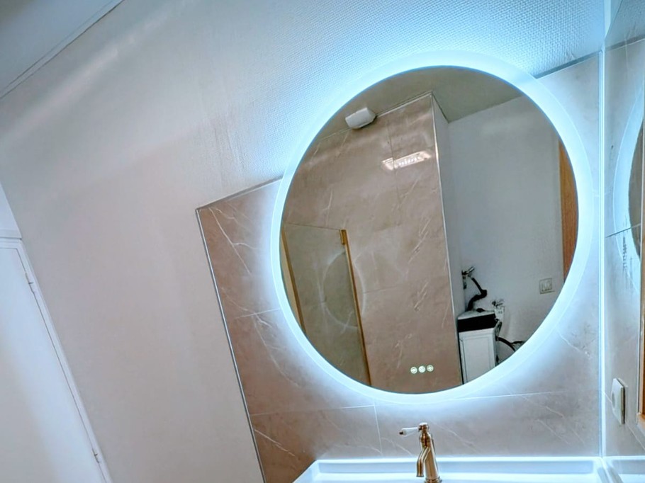 Bright shower room