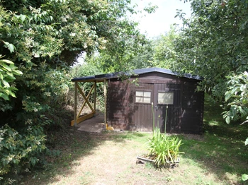 Votre moto ou vos vélos seront à l'abri ...