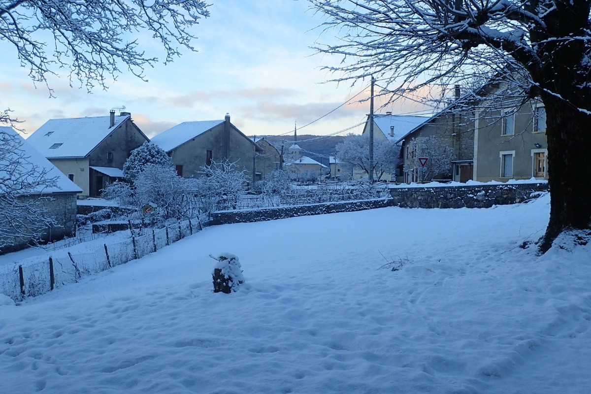 gite d'Appolline vue du gite en hiver