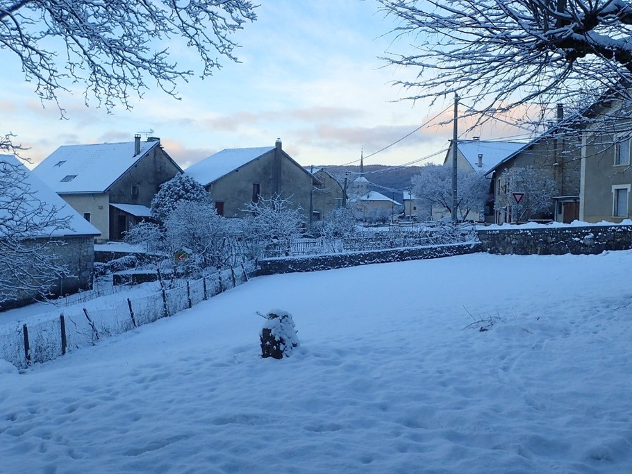 gite d'Appolline vue du gite en hiver