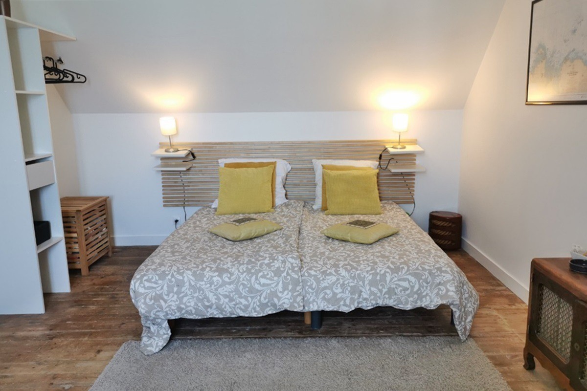 Etage 2 : Chambre 4 avec lit 160 x 200 (possibilité 2 lits 80)