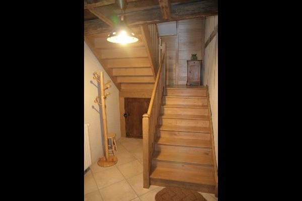 ARPAJON SUR CERE GITE DES BOULEAUX INTERIEUR ENTREE