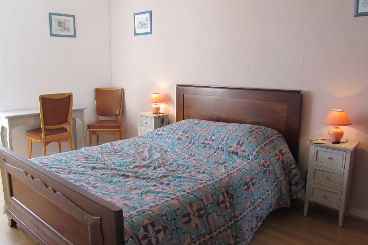 Chambre lit 140