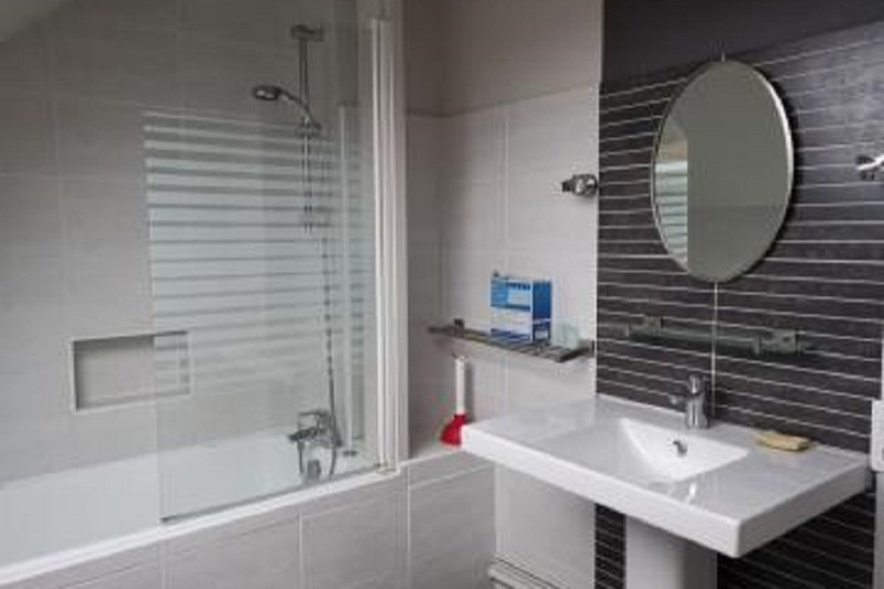 Salle de bains étage