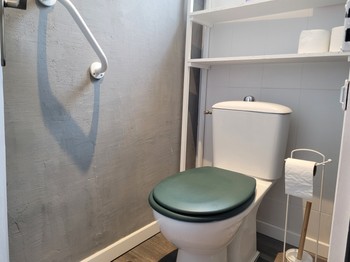 l'Ancre Violette, Bantas, Ploubazlanec, Loguivy, separate WC 1st level