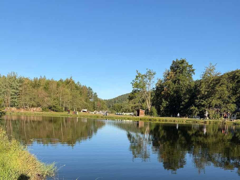Fishing lake 8 km away