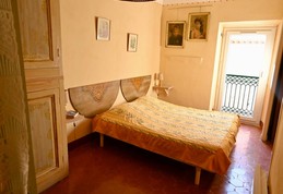 Chambre 1 communicante ou non avec la Chambre 2