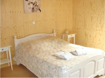 Chalets de la Besbre proche du Pal en Auvergne