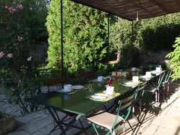 Terasse petits-déjeuners