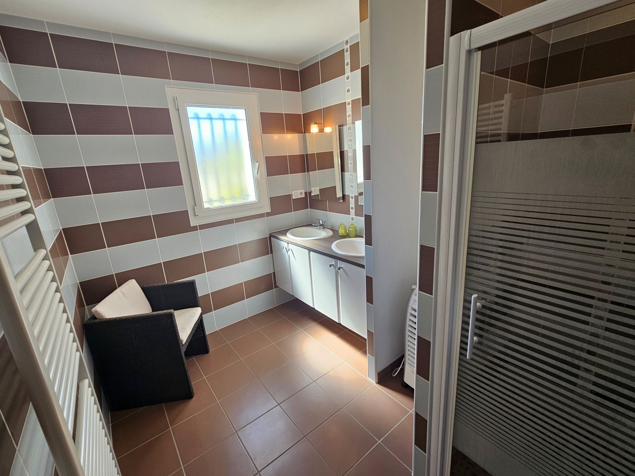 Large shower room with shower and double washbasin - separate WC