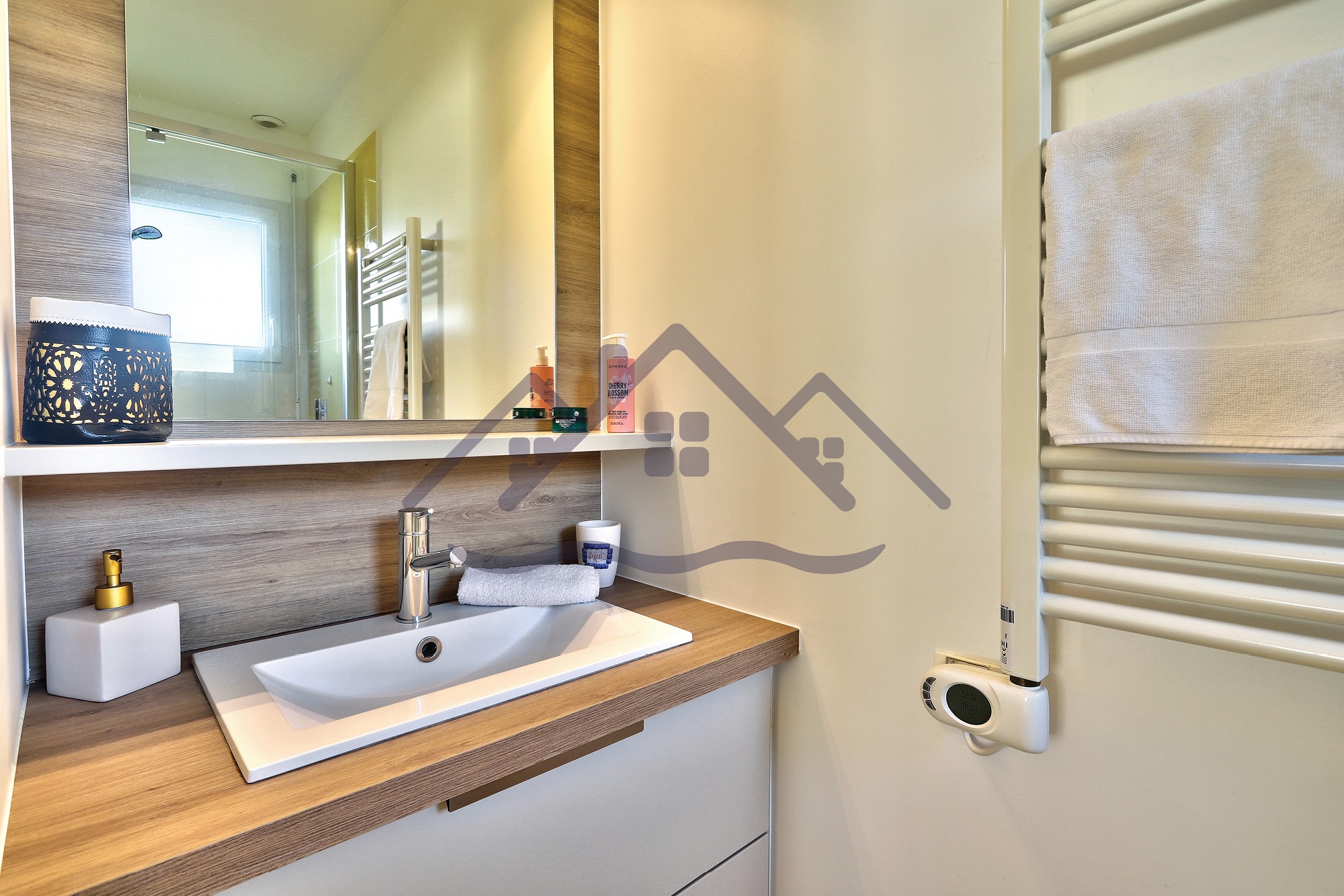 Photo n° 16 de la location