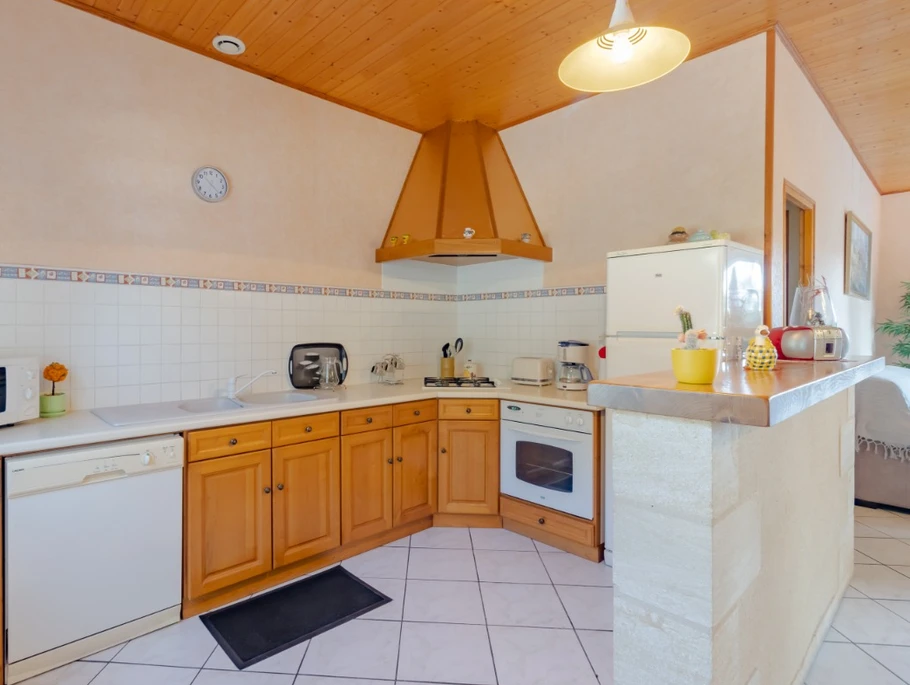 Cuisine équipée Gîte La Villa Périgourdine 24200 SARLAT DORDOGNE