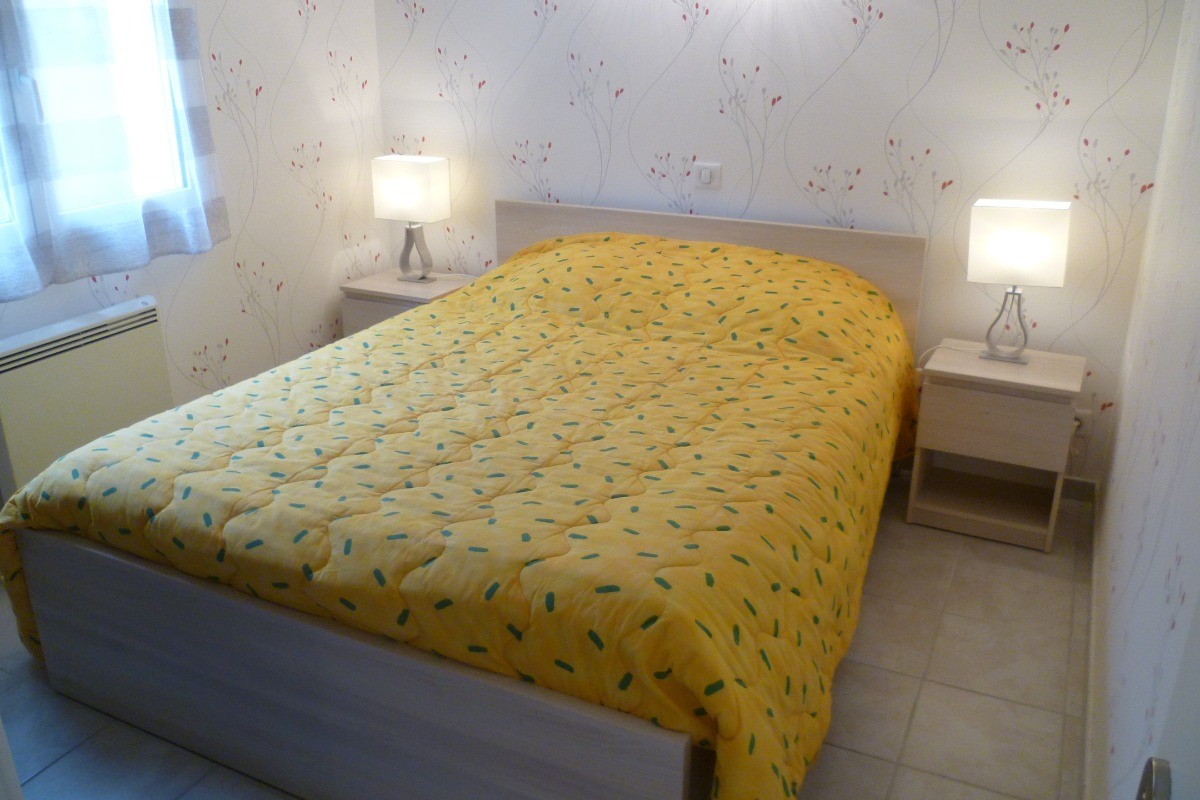 chambre 1 avec lit 140