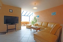 salon et véranda