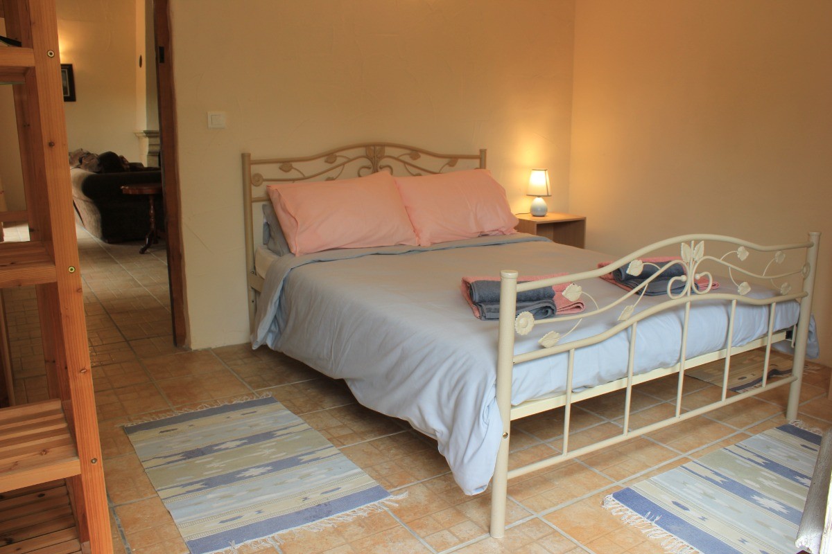 Deuxième chambre double en rez-de-chaussée