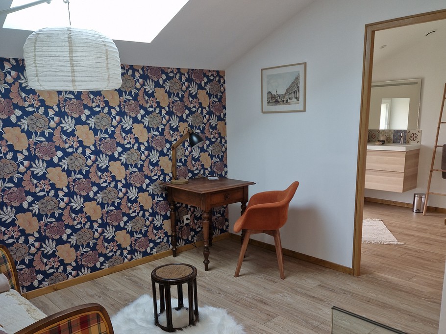 Mezzanine reading area - Gite les bords de l'Amezule, gite Mirabelle