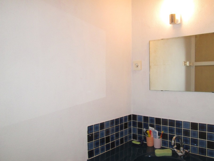 Cabinet toilette chambre 1