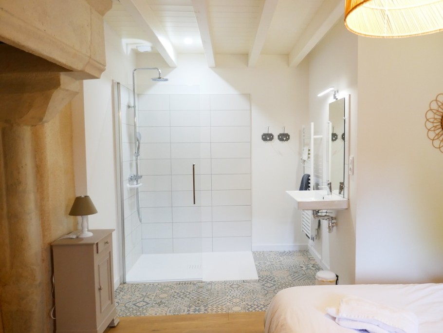 Salle d'eau de la chambre du rez-de-chaussée