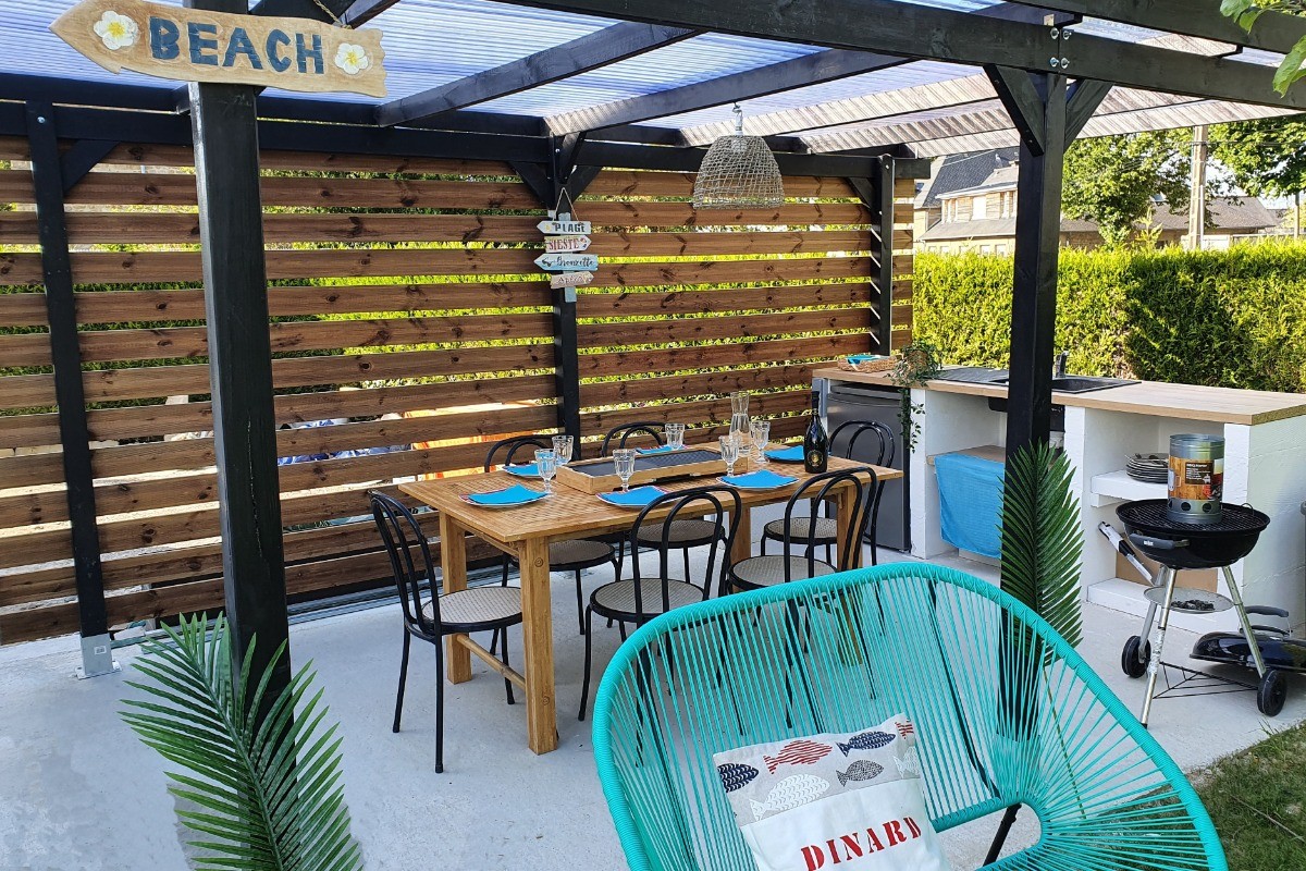 La cuisine d'été sous pergola