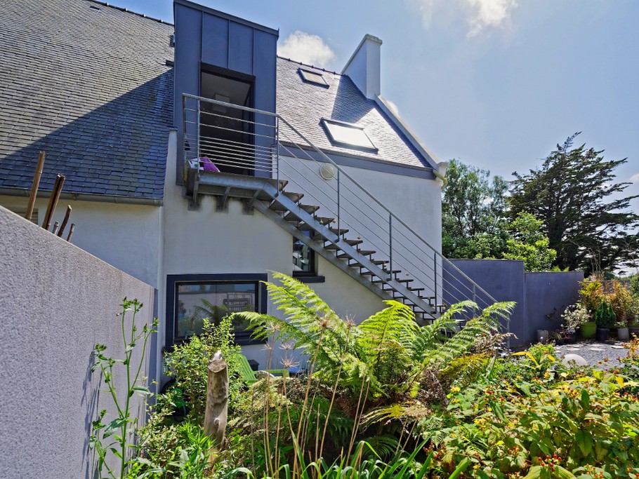 TyNoLa : escalier exterieur