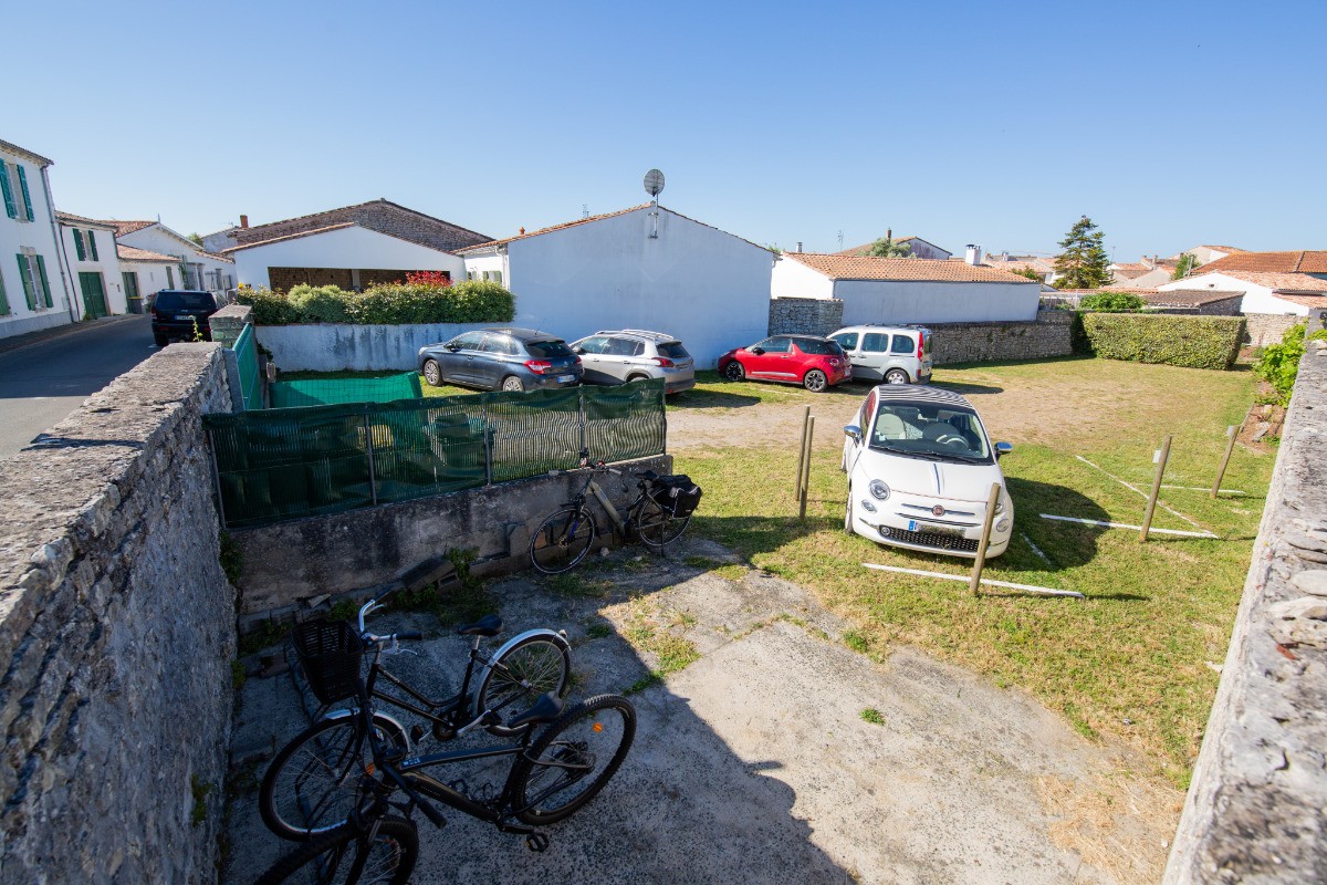 Le Petit Village n°7 - Parking