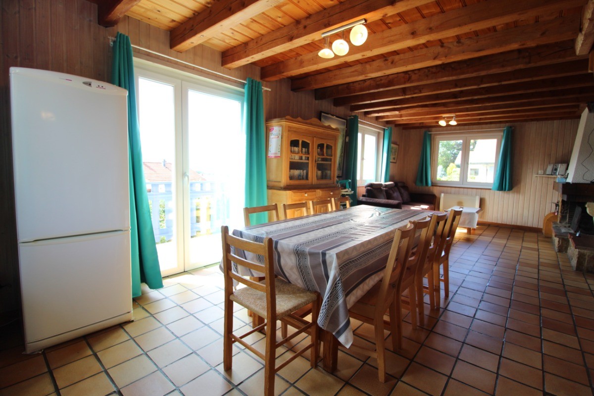 Salon/ séjour - Maison à Fraize