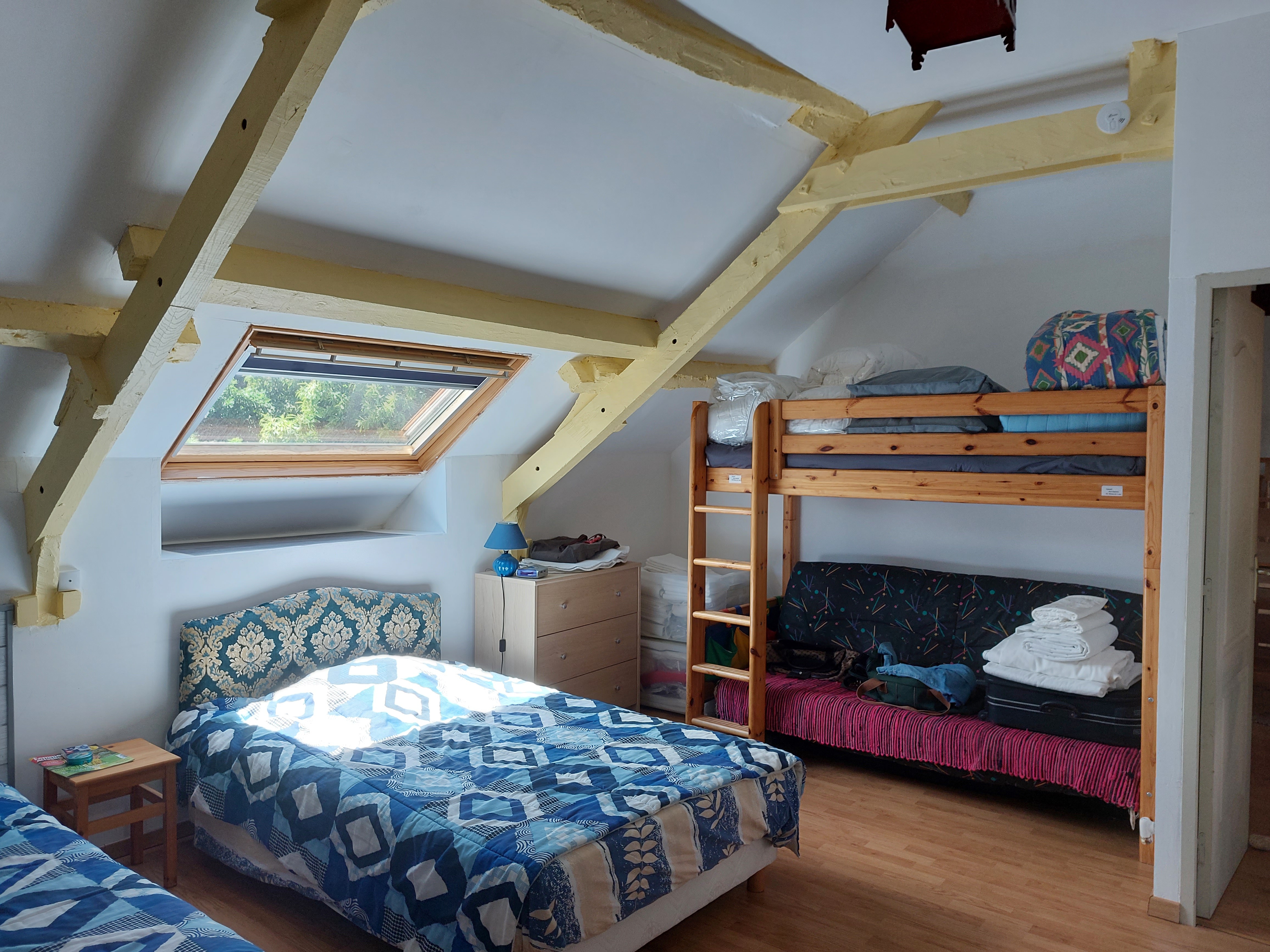 Floor Dormitory South