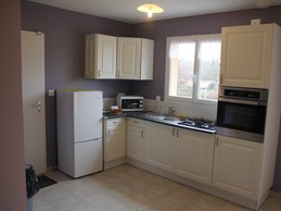 Maison indépendante avec jardin à Noirétable - Cuisine