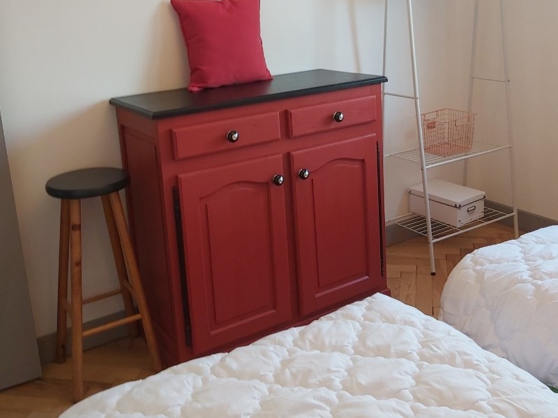 chambre rouge et noire