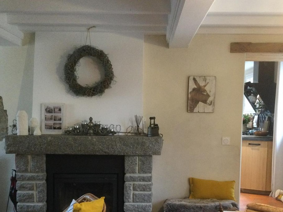 Gîte location de vacances la maison de laurence Mandeville en bessin cheminée