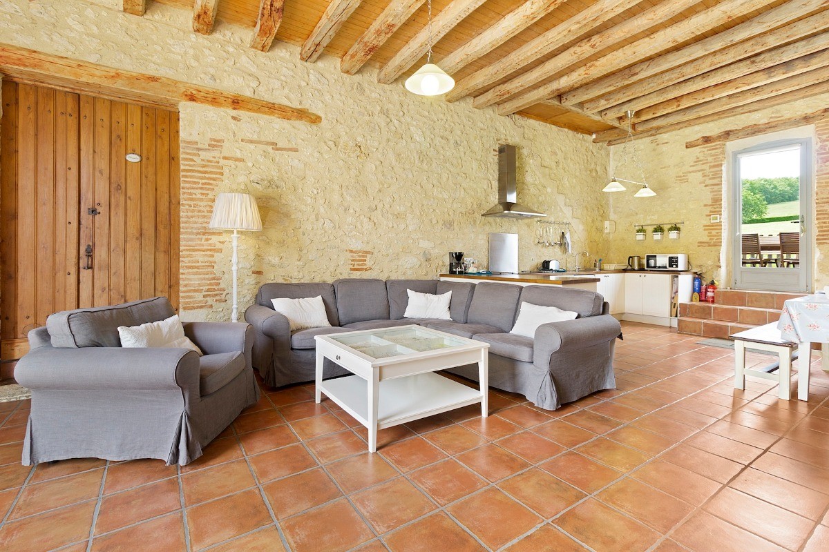 La Farat - Maison de Soleil - Salon / cuisine ouverte.